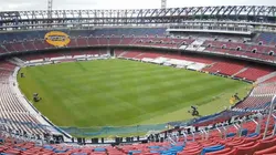 Barcelona le pidió a la UEFA debutar en la Champions League como visitante.