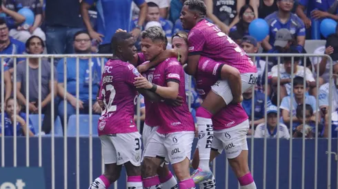 Independiente del Valle frena a Emelec y gana en el Capwell. Foto: IMAGO.