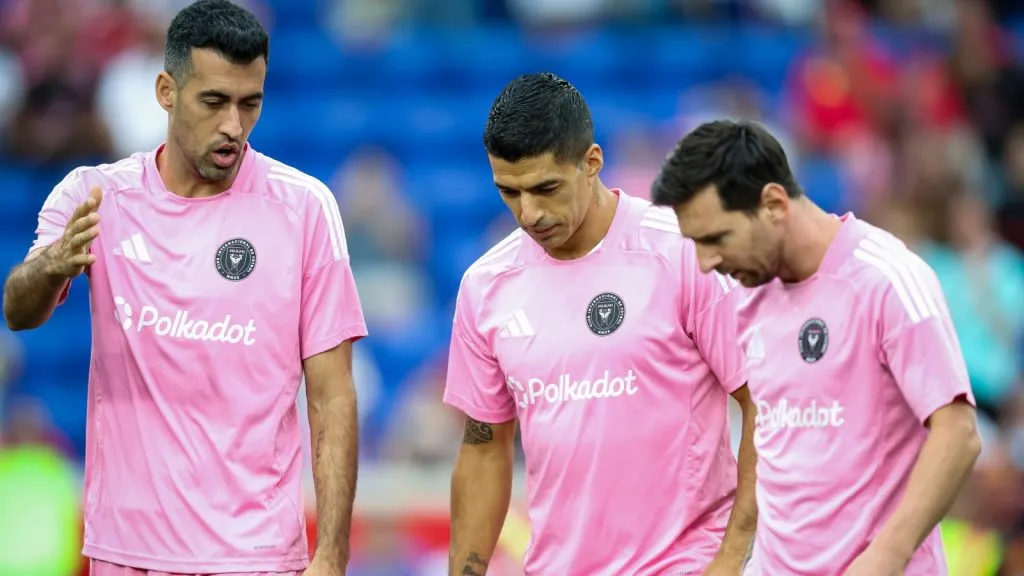 Busquets no descarta dejar a Suárez y Messi en Miami: GETTY