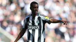 Alexander Isak será jugador del Liverpool.