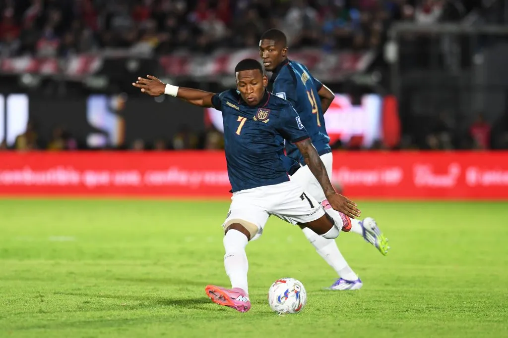 Pervis Estupiñán fue muy cuestionado por la hinchada de Ecuador. (Foto: GettyImages)