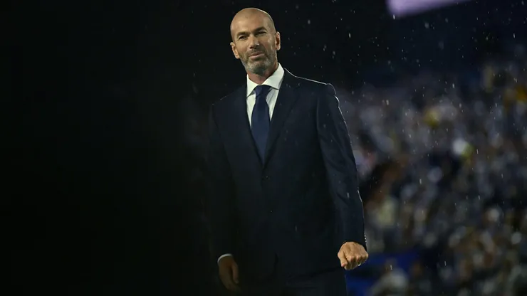 Zinedine Zidane ya tendría todo acordado con la FFF para reemplazar a Didier Deschamps como entrenador de la Selección de Francia.