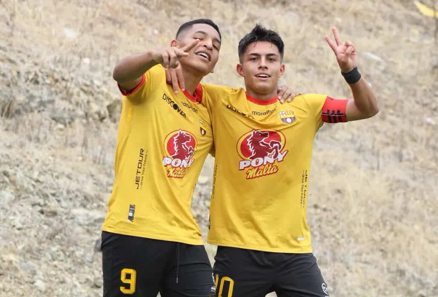 John Acurio – Juan Usme, juveniles de Barcelona.