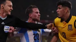 Alexis Mac Allister y Piero Hincapié tuvieron otro 'cruce' en redes sociales