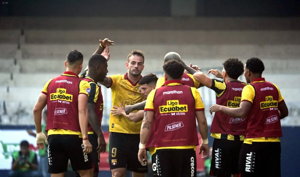 Barcelona SC goleó a Emelec en el Clásico del Astillero.