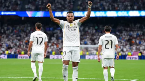 Real Madrid, con Mbappé, quiere seguir en lo más alto de la tabla.