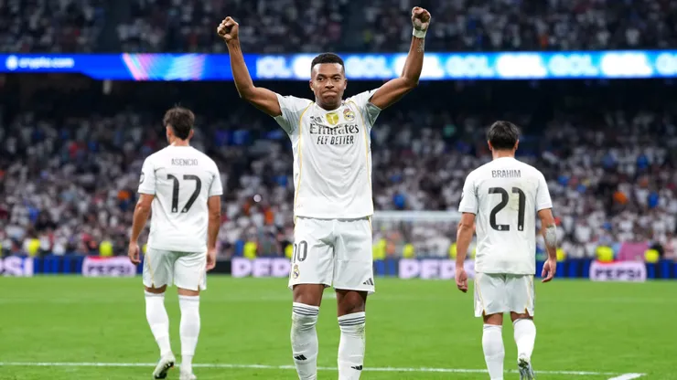 Real Madrid, con Mbappé, quiere seguir en lo más alto de la tabla.