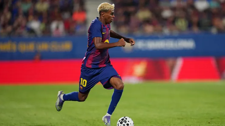 Lamine Yamal prepara su vuelta al Barcelona para el partido con el PSG por la segunda fecha de la Champions League.