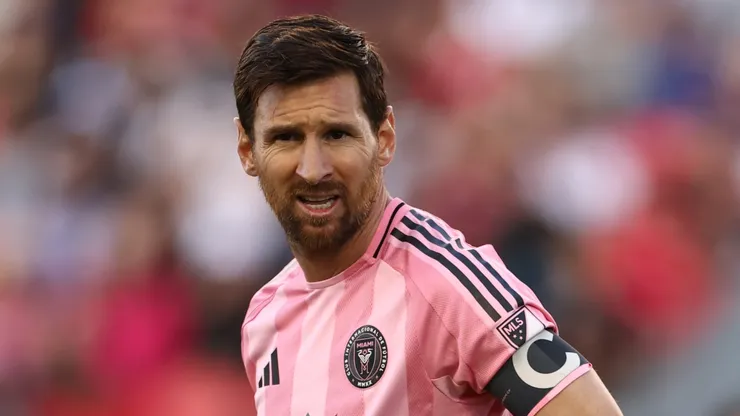 Messi hace cuentas. Ya no depende de si mismo en la Supporters Shield.