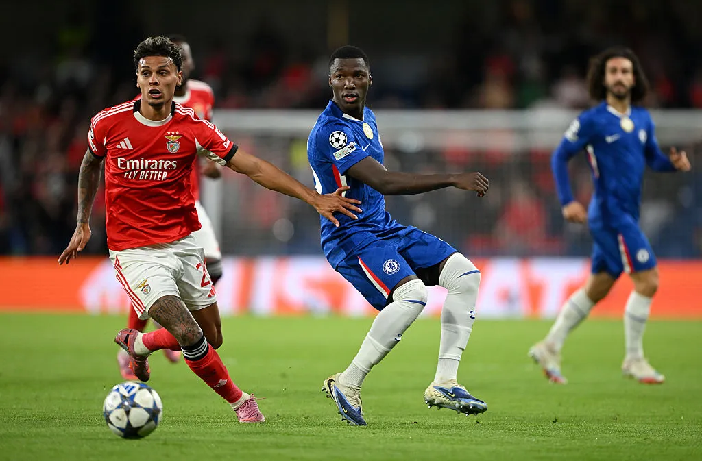 Moisés Caicedo vs. Benfica