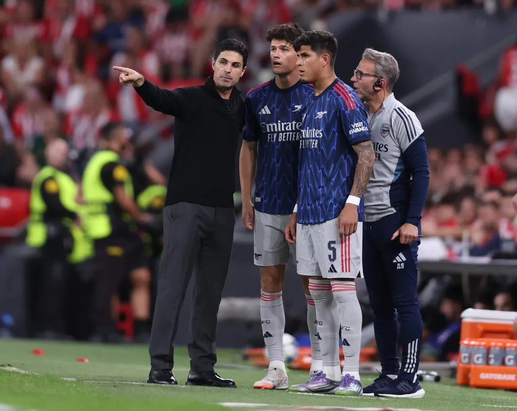 Piero Hincapié no ha podido jugar en Arsenal. (Foto: GettyImages)