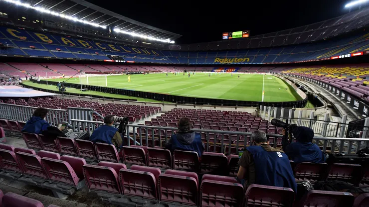 Barcelona, finalmente, recibirá al Olympiacos de Grecia en el Estadio Olímpico Lluís Companys de Montjuic.