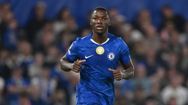 A lo Lamine Yamal: La jugada de crack de Moisés Caicedo en Champions League