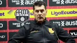 Este DT suena para reemplazar a Ismael Rescalvo en Barcelona SC