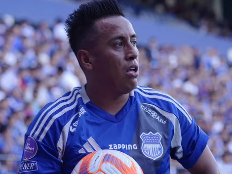 En medio de todos los rumores, Christian Cueva apareció y esto decidió Emelec