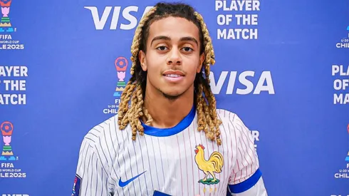 Saïmon Bouabré debe abandonar el plante de Francia Sub 20 porque debe volver a Neom de Arabia Saudita.