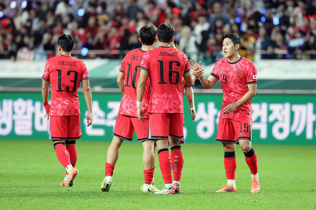 Corea del Sur 2-0 Paraguay.