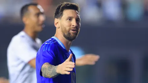 CR7 se acerca a los 1000 goles mientras Messi revienta un nuevo récord.