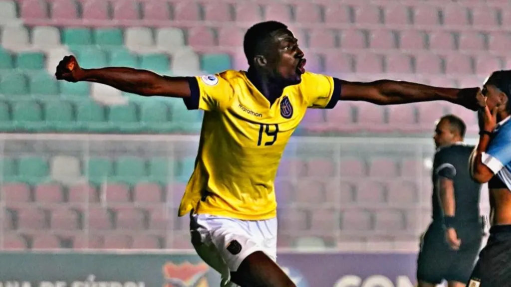 Angulo es uno de los grandes delanteros del futuro de Ecuador. (Foto: Selección Ecuador)