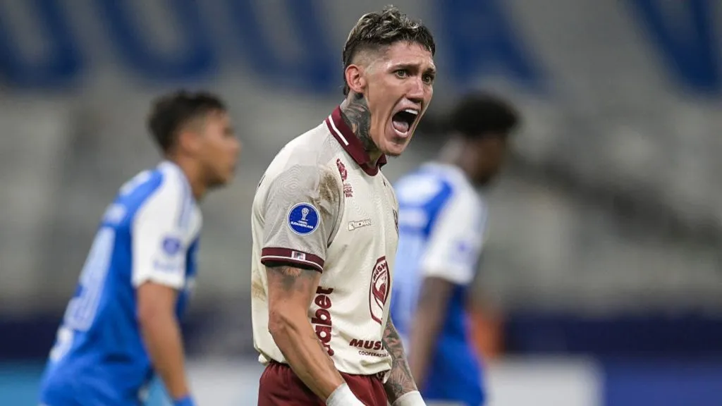 Bryan Bentaberry – Mushuc Runa.