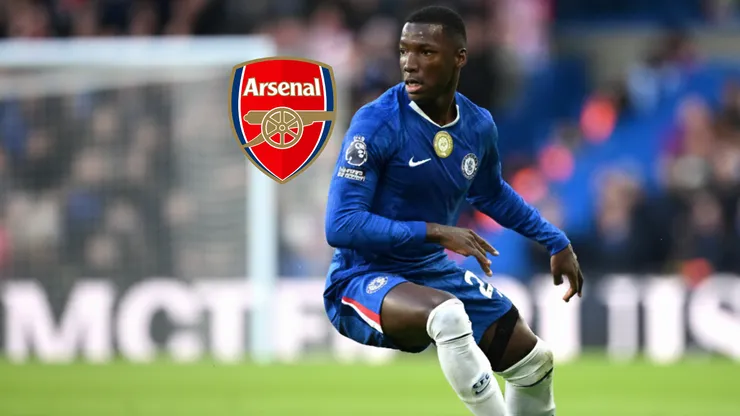 Hinchas de Arsenal se empiezan a burlar de Moisés Caicedo