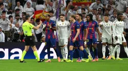 Empezó con polémica Real Madrid vs. Barcelona.