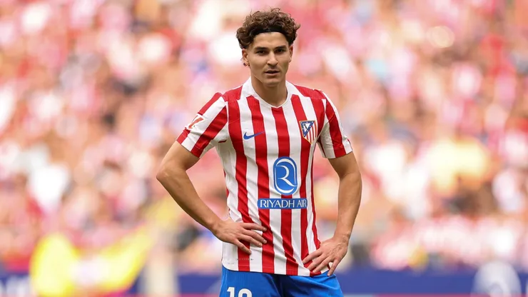 Julián Alvarez niega problemas con Simeone.