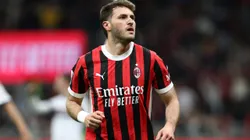 AC Milan piensa en Artem Dovbyk, Joshua Zirkzee, Jonathan Burkardt y Joaquín Panichelli como opciones a Santiago Giménez.