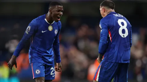 Enzo Fernández dijo que Moisés Caicedo es 'una máquina', luego del partido que el Chelsea le ganó al Tottenham por la Premier League.