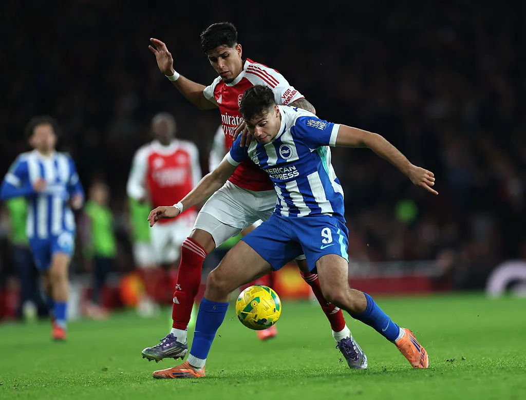 Piero Hincapié fue titular por primera vez en la EPL con el Arsenal.