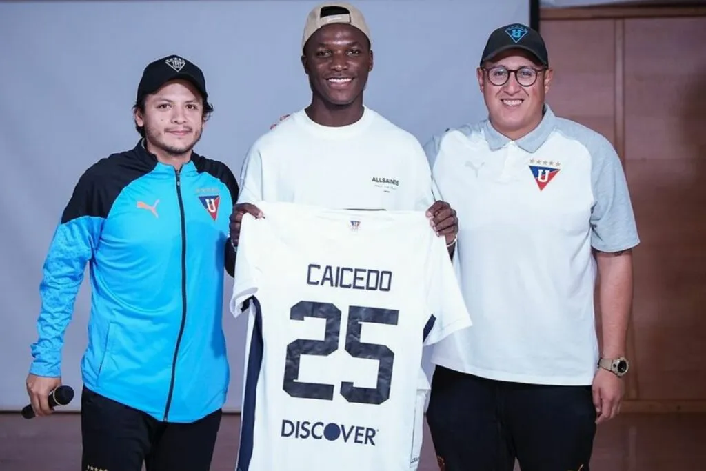 Moisés Caicedo Liga de Quito 2025.