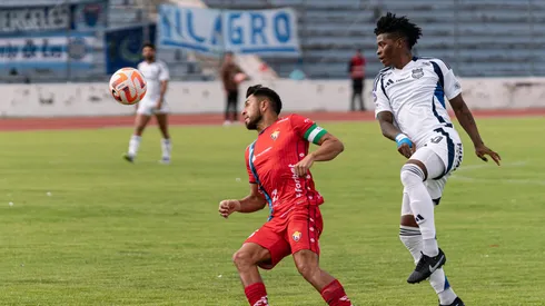 Emelec volvió a perder y los hinchas piden la salida de este jugador: "No sabe ni dar un pase"