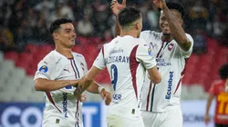 Liga de Quito los eliminó y ahora va por tres jugadores del Deportivo Cuenca Foto: LDUQ Oficial.