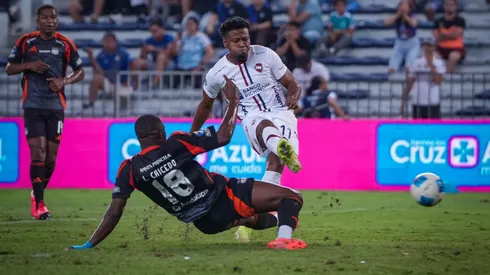 Liga de Quito va por dos titulares de Emelec tras ganarles en Copa Ecuador Foto: LDU