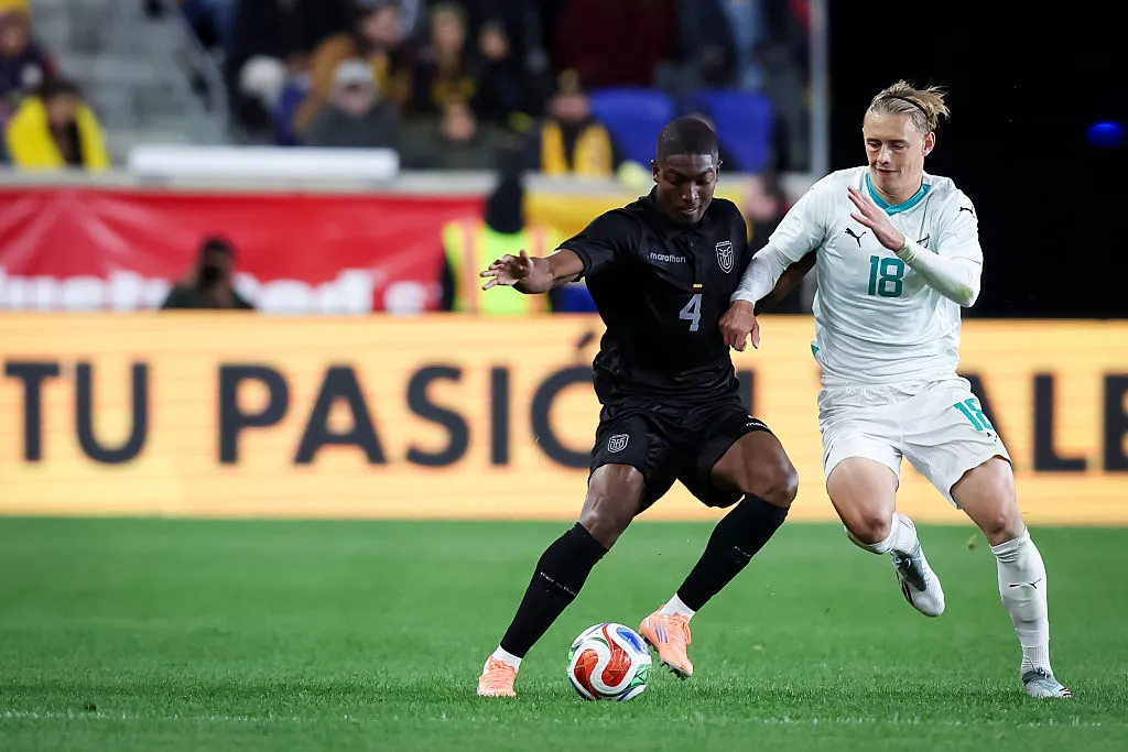 Joel Ordóñez – Ecuador vs. Nueva Zelanda Foto: Getty.