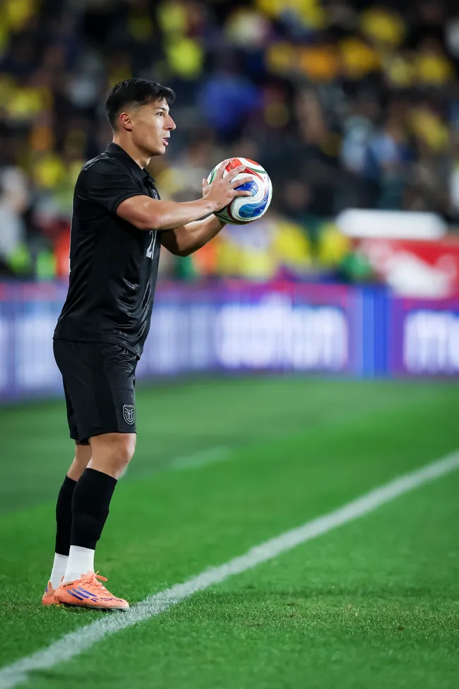 Alan Franco se lesionó en el partido de Ecuador. (Foto: GettyImages)