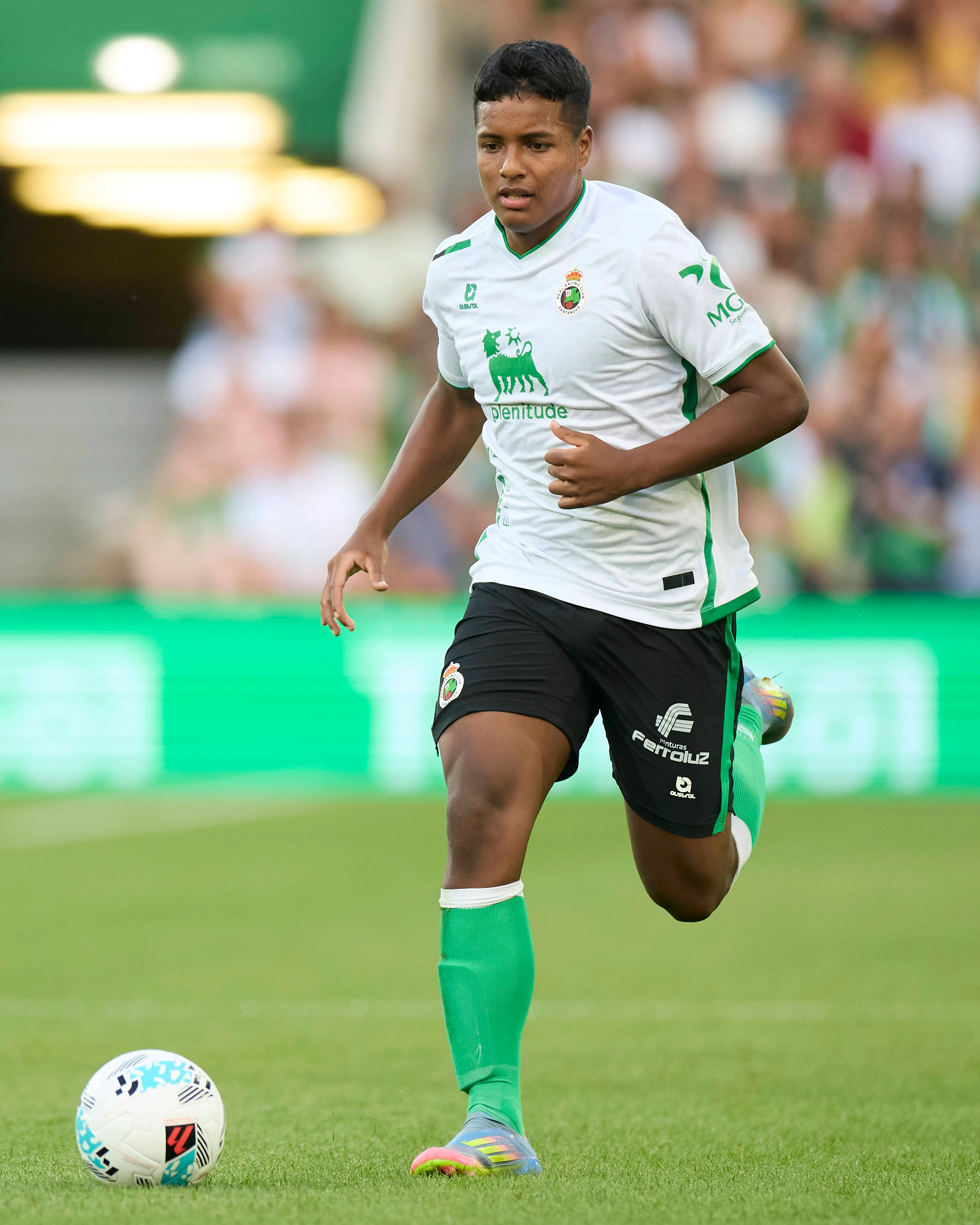 Arévalo dejaría España. (Foto: Imago)