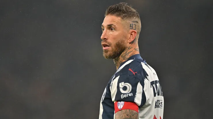Enojo en Monterrey con Sergio Ramos por el anuncio de su salida.