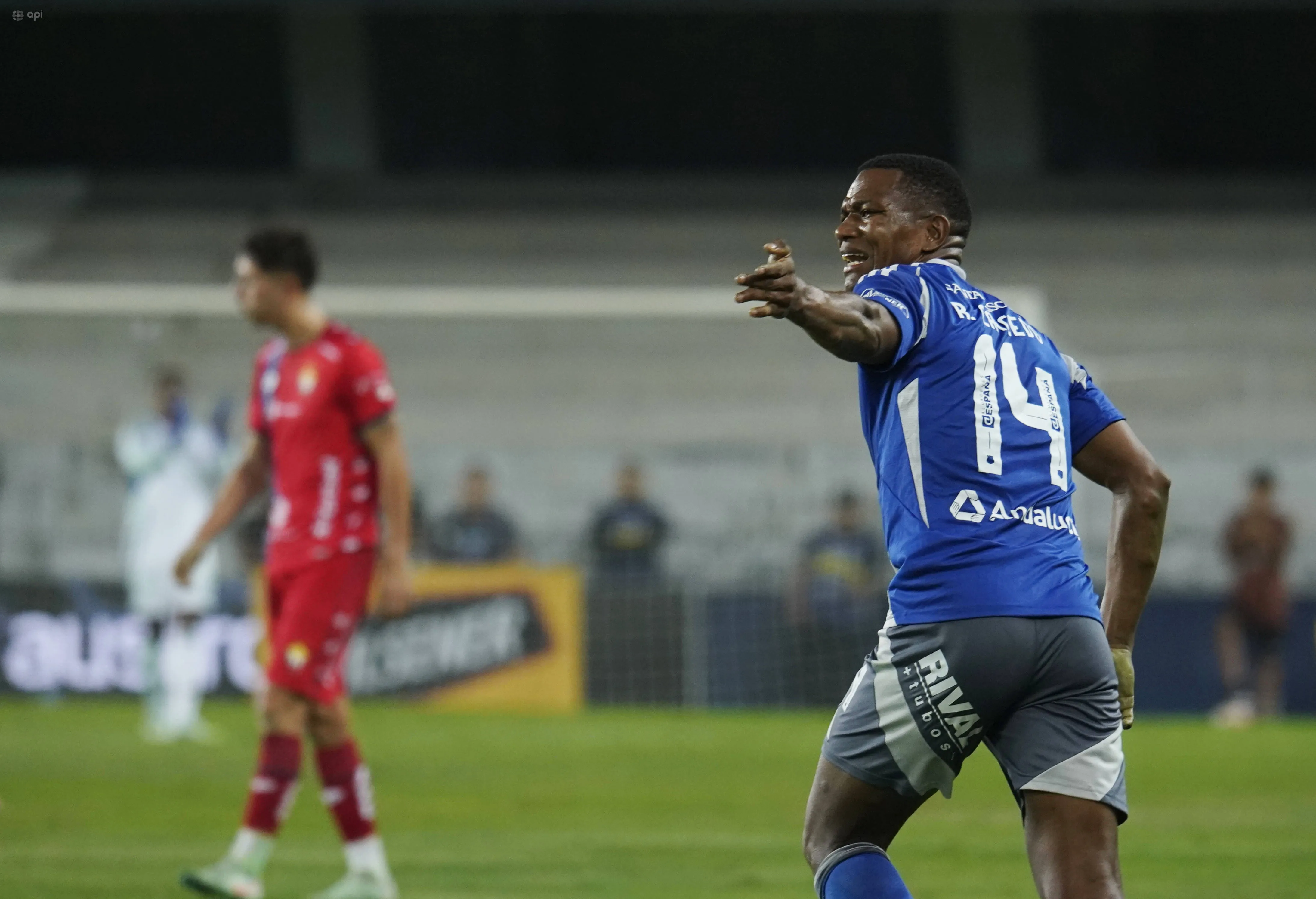 Romario Caicedo dejaría Emelec para 2026. (Foto: Imago)