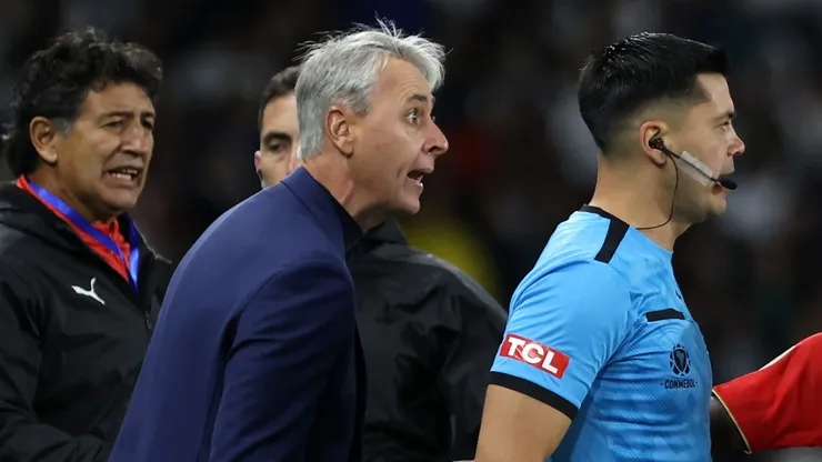 Tiago Nunes explotó contra los árbitros luego de perder la Copa Ecuador con Liga de Quito Foto: Getty