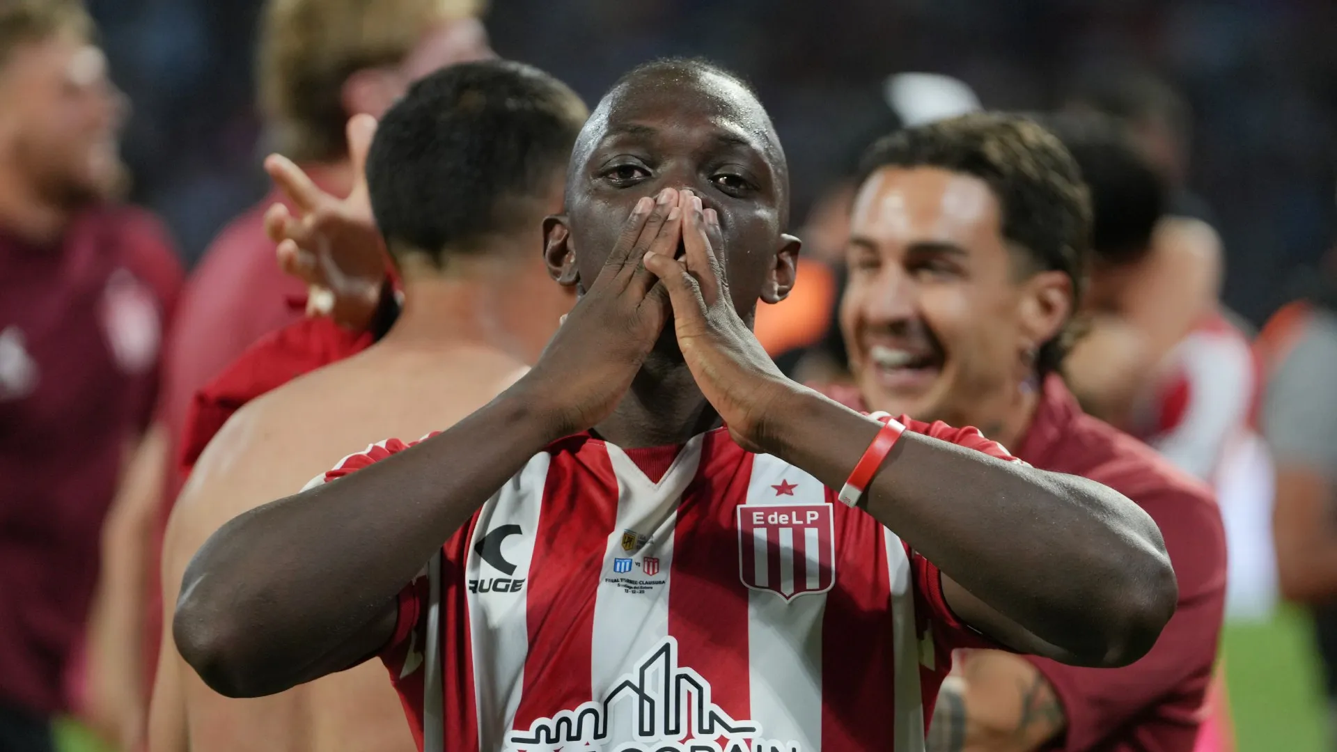 Edwuin Cetré dejaría Estudiantes por Brasil o Europa