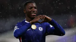 Moisés Caicedo no jugará ante Manchester City.