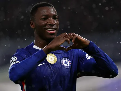 ¿Por qué no juega Moisés Caicedo en el partido de Manchester City vs Chelsea por la Premier League?