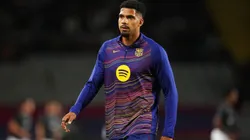 Ronald Araújo, cada vez más cerca de volver en Barcelona.