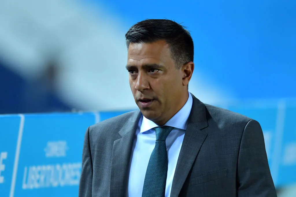 César Farías sería el nuevo DT de Barcelona.