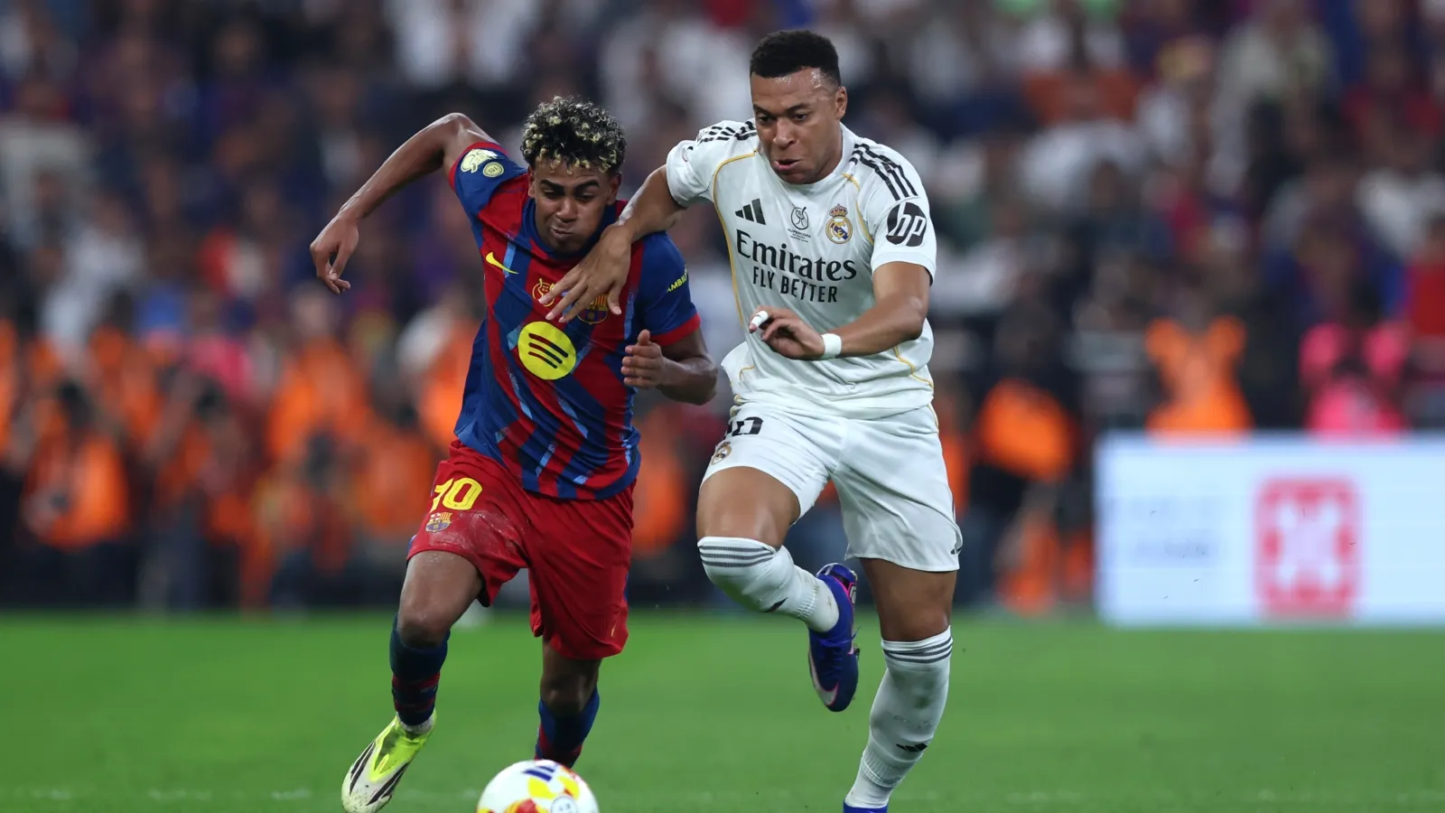 Ni siquiera llegando a Real Madrid, Mbappé puede igualar el crecimiento de Yamal en redes: GETTY