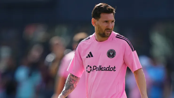 El hombre que le ofreció 1400 milones a Messi sigue queriendo contratarle.