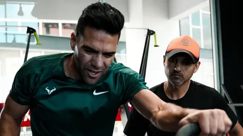 Radamel Falcao entrenando con César Murillo.