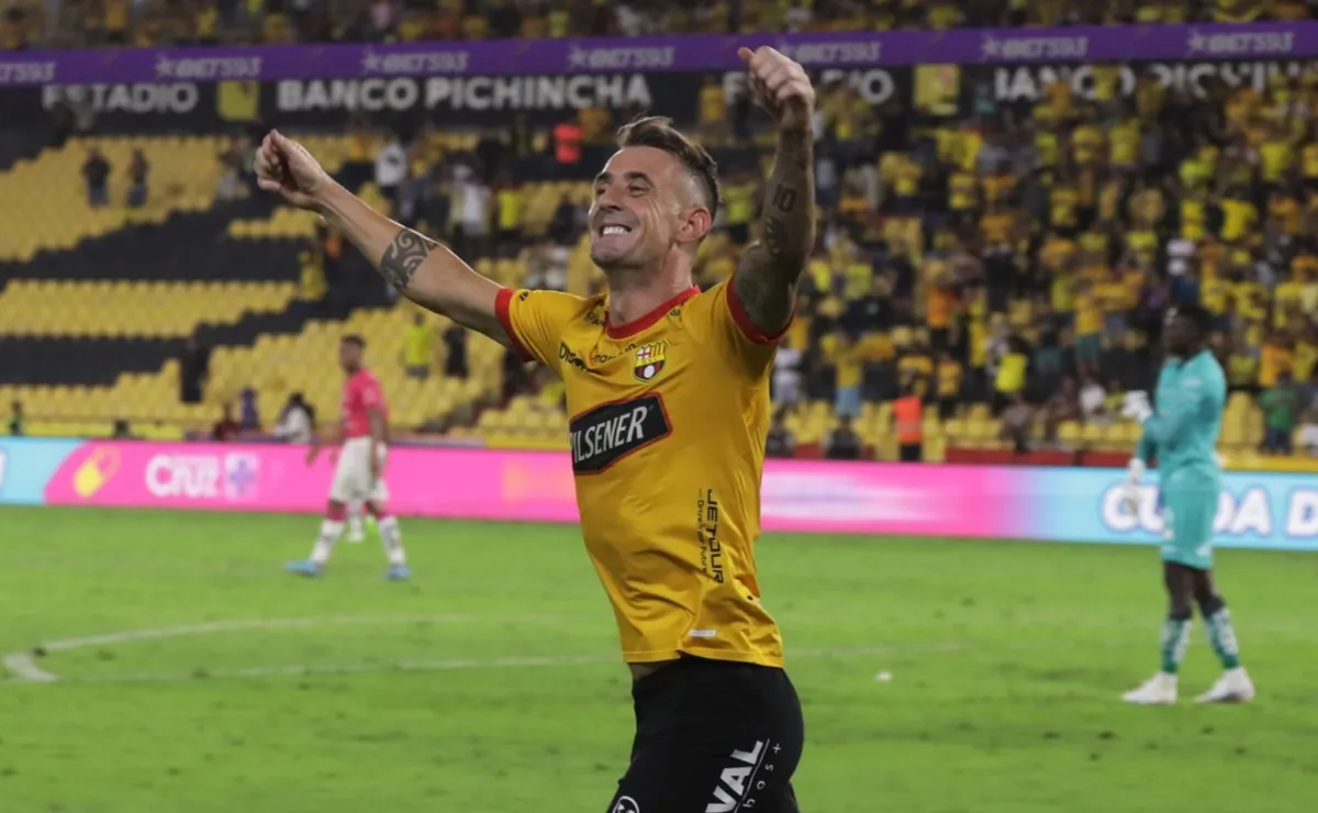 Damián Díaz sorprende con viral golpe a Barcelona ¿se fue enojado?