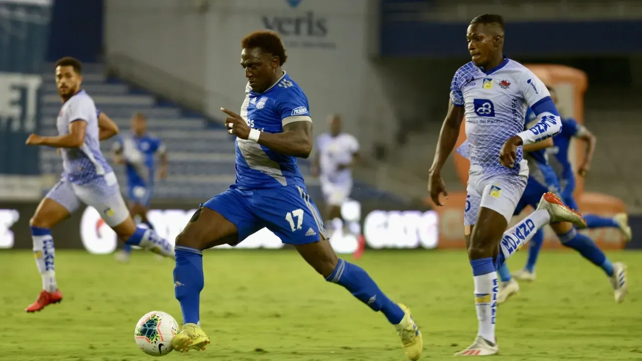 Roberto Ordóñez ya jugó en Emelec en el 2022.